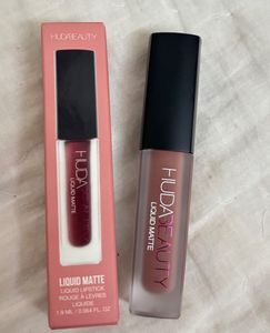 Huda Beauty Liquid Matte Lipstick