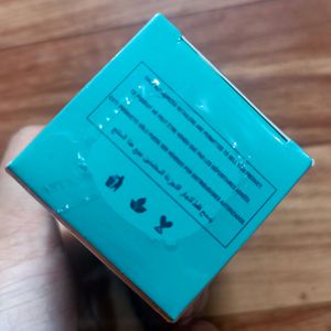 Pilgrim 25%AHA, 2%BHA, 5%PHA Peeling Solution