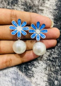 Blue Daisy &amp; Pearl Drop Earrings