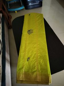 New Saree With Embroidery Design