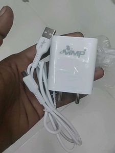 MMP 22W Mobile Charger