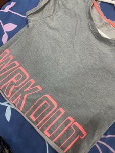 Workout Graphic Crop Top