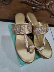 Golden Hand Work Wedges