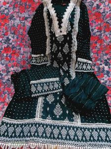 Kurta Pant Set With Dupatta