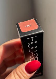 Huda Beauty Faux Filler Lipgloss