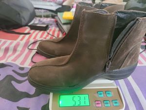 Women Boots (37 No)