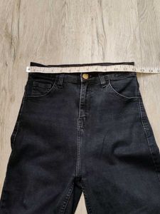 Ma1385 Sabrin bootcut jeans waist 24 inches