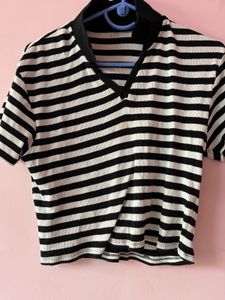 NStriped Crochet Tank Top With Free Black And Wh