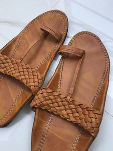 Leather Kolhapuri Chappals