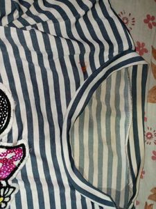 Old Stylish Offshoulder Top