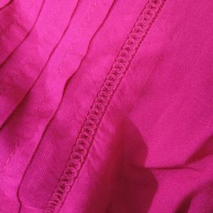 Women&#39;s Kurta Brand Max With One Pocket,Collar Etc