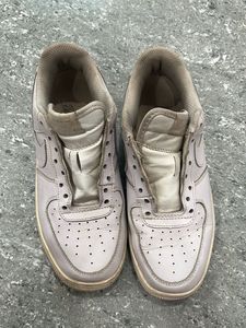 Nike Air Force 1 - Classic Style