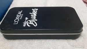 L&#39;Oreal Makeup Brushes- New &amp; Unused