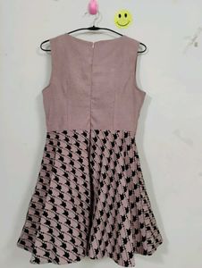 Meedy Dress