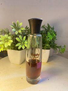 body loving plum perfume , 180ml