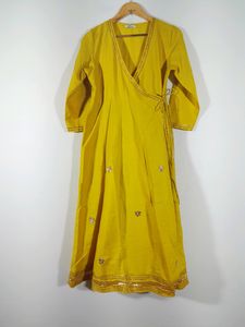 Yellow Kurtha And Skirt (Women&#39;s)