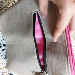 ELEGANT SLING BAG