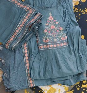 Elegant Embroidered Kurta