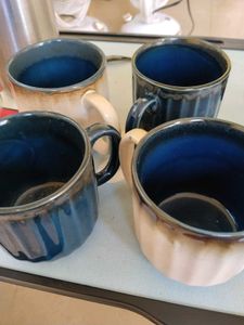 Set of 4 Ceramic Mugs