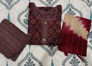 Elegant Maroon Printed Kurta