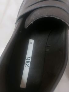 Price Drop!! ZARA Loafer Brown.