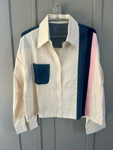 Baggy Fit, Cropped Striped Colorblock Shirt