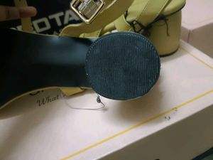 Zudio Stylish Green Sandals
