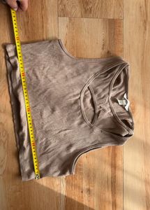 H&amp;M Ribbed Cropped Tank Top