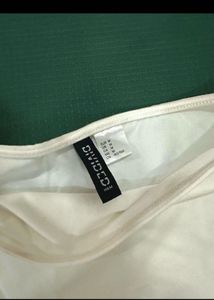 h&amp;m White Off-Shoulder Long Sleeve Top