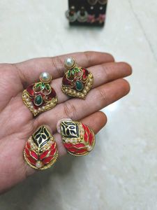 Combo Of Earrings &amp; Scrunchies