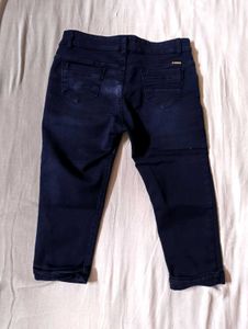 Dark Wash Three Quarter Capri Jeans