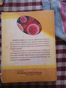 Pradeep&#39;s Class 9th Biology Book