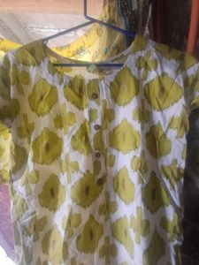 Green & White Print Top