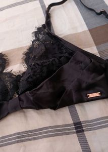 Lace Detail Bra size XS