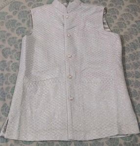 Elegant Sleeveless Silver Glittering Waistcoat