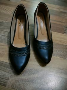 👠 Heels