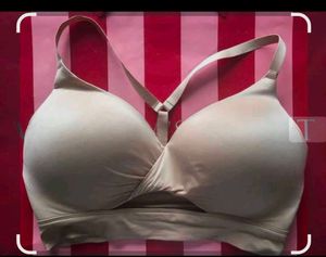 Victoria&#39;s Secret Uplift Wireless Racker Back