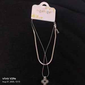 Silver Clover Pendant