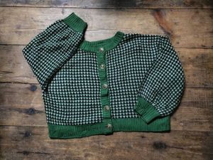 🌸Green Checked Cardigan