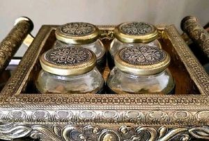 4 Glass Jars With Designer Cap