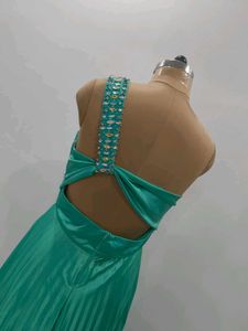 Elegant Green Ethnic Gown
