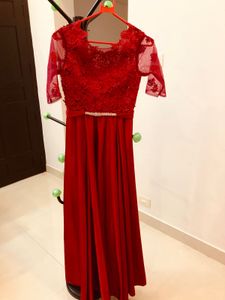 RED   ELAGENT GOWN