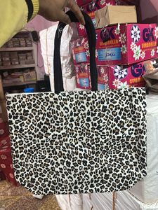 leopard print shoulder bag