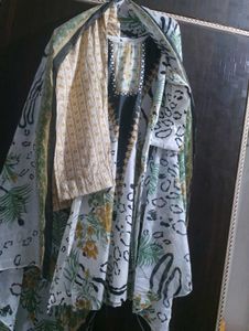 Floral & Animal Print Asian Style Suit