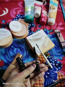 Skincare &amp; Makeup Essentials Bundle