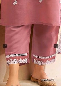 Elegant Mauve Embroidered Kurta Set