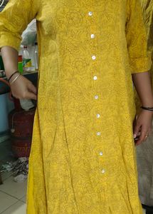 Westside Small Size Kurti