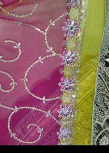 Beautiful Pakistani Kurta With Dupatta