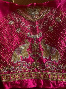 Pink Embroidered Top🌷