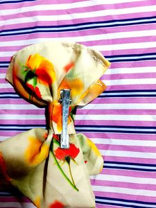 pack Of 14 cutie hair Bows clips 🥰